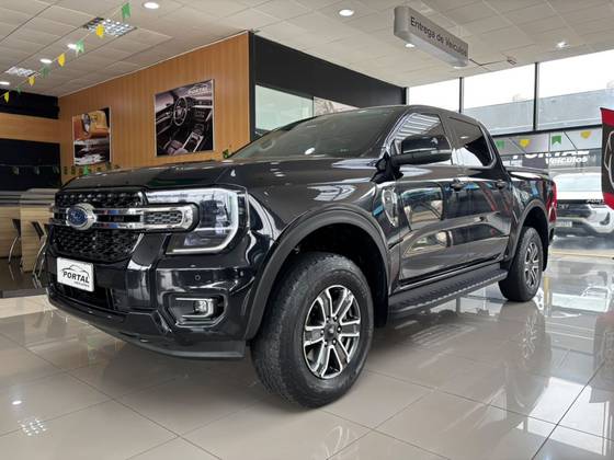 FORD RANGER 3.0 V6 TURBO DIESEL CD XLT 4X4 AUTOMÁTICO FORD RANGER 3.0 V6 TURBO DIESEL CD XLT 4X4 AUTOMÁTICO